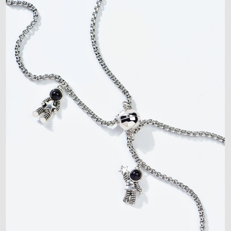 Dây chuyền cặp đôi nam châm mặt phi hành gia bằng thép titan không đen gỉ, quà tặng cặp đôi tình yêu ý nghĩa