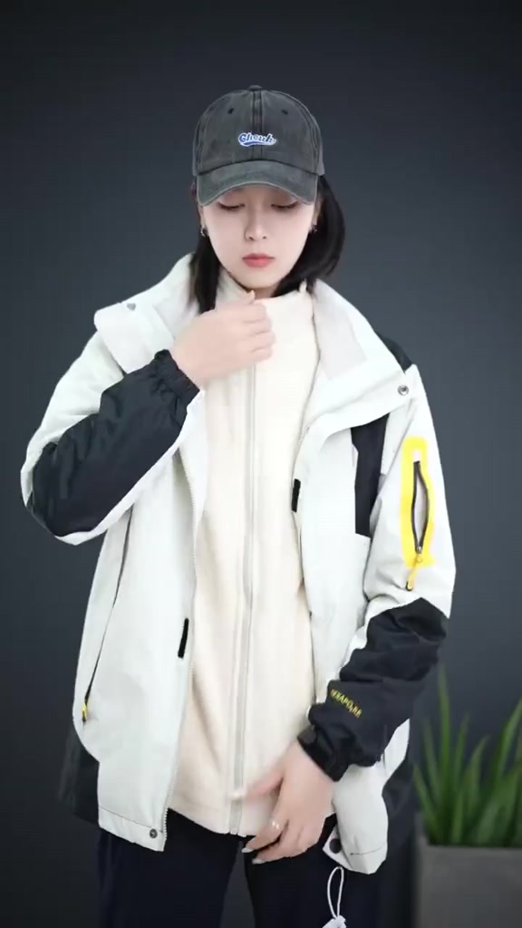 Áo Khoác Chống Gió Chống Thấm Nước Thời Trang Leo Núi Cho Cặp Đôi | BigBuy360 - bigbuy360.vn