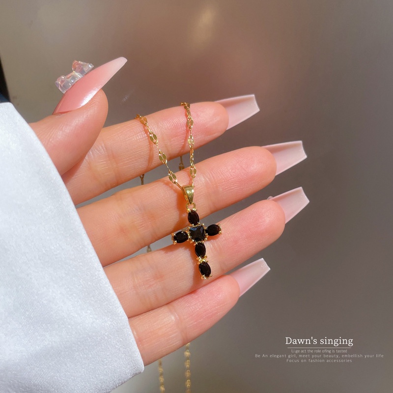 Vòng cổ Ngắn Mặt Hình Thánh Giá Đính Đá Zircon Thời Trang Cho Nữ