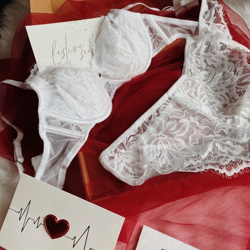 BỘ ĐỒ LÓT NỮ SEXY CÓ GỌNG KHÔNG MÚT ĐỆM MÃ: 8198 | BigBuy360 - bigbuy360.vn