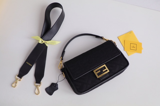 Túi xách nữ đeo chéo hoạ tiết FF màu sắc 2020 hàng cao cấp fullbox có hộp