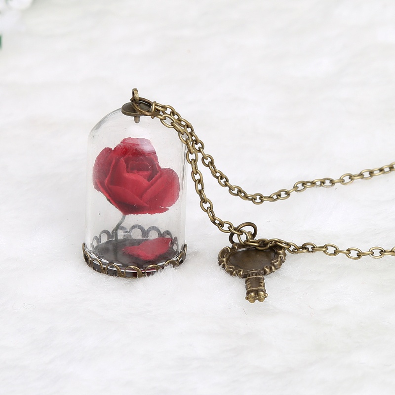 Vòng cổ Mặt Kính Hình Người Đẹp Và Quái Vật Phong Cách Retro