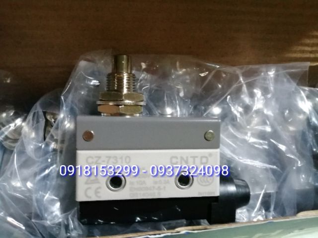 Công tắc hành trình nút nhấn CNTD Cz-7310-10A-250vac