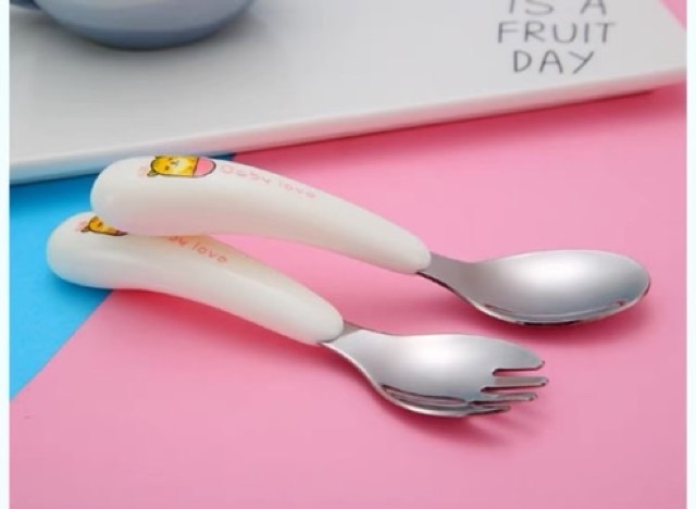 Bộ Thìa Ăn Inox BaBy Love cho bé tập ăn