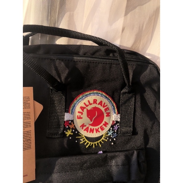 Balo kanken Đen classic thêu Cầu Vồng