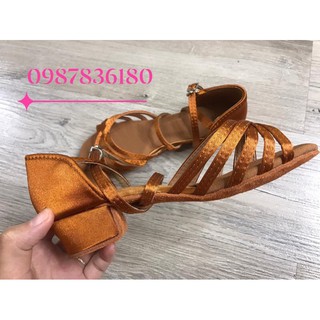Giày dép khiêu vũ trẻ em( Sẵn 26-36)