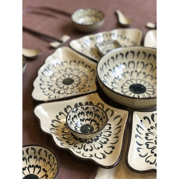 Set bát đĩa hoa mặt trời cúc cổ 19 món
