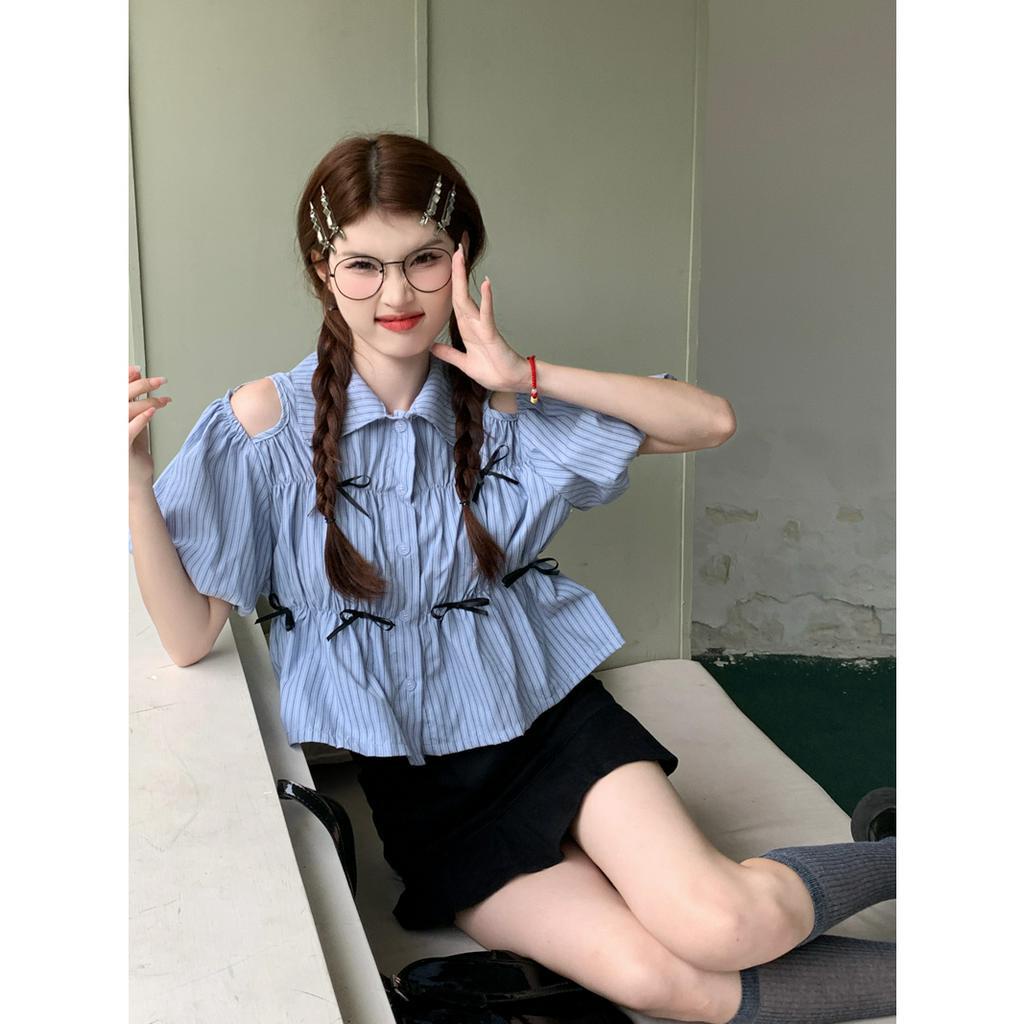 「 WELOVE1 」Áo Sơ Mi Tay Ngắn Phồng Phối Nơ Họa Tiết Kẻ Sọc Xanh Dương Thời Trang Hàn Quốc Dành Cho Bạn Nữ