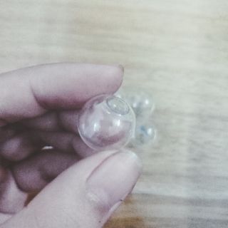 Quả cầu tròn và chụp