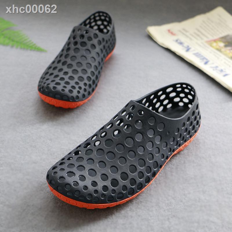 Xăng đan crocs mềm mại thoáng khí chống trượt phong cách Việt Nam cho nam