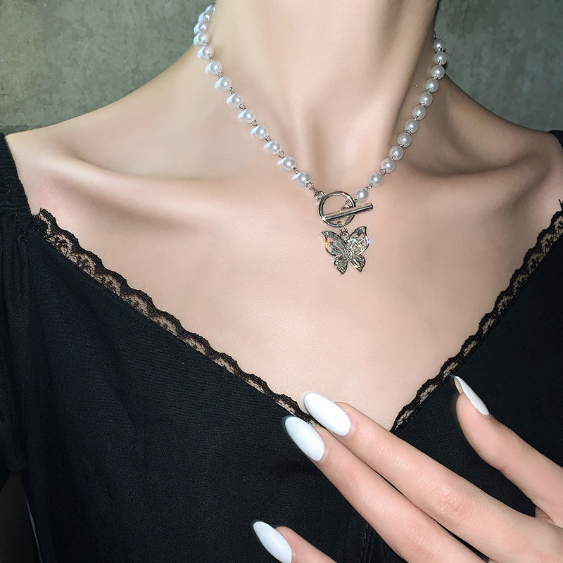 Dây Chuyền Ngọc Trai Mặt Hình Bướm Thời Trang Cho Nữ