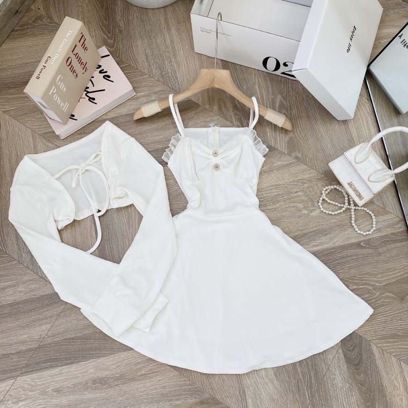 SET ĐẦM TRẮNG NHÍU GẮN NÚT + ÁO KHOÁC CROPTOP TRẮNG