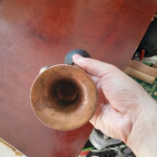 Kèn thiến heo xưa