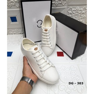 GIÀY DA THỂ THAO NAM" MÃ DG -303s TRẮNG TRƠN CÓ KHUY VÀNG ,GIÀY LÀM TU DA NGUYÊN TẤM ĐẾ CAO SU NON CỰC ÊM CHÂN BH 12T