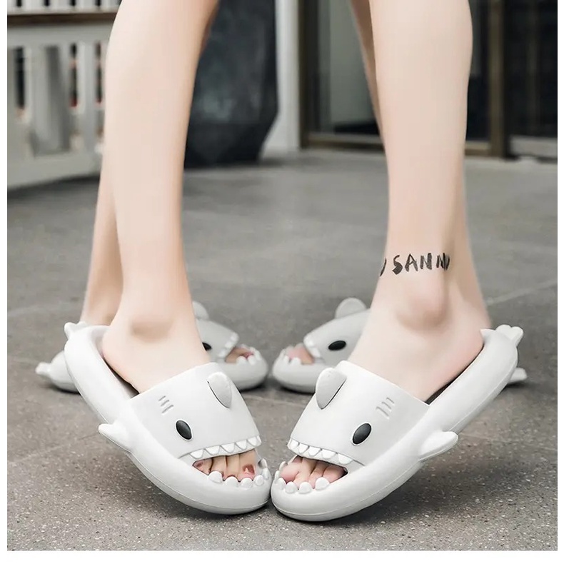 Tikp Dép Đi Trong Nhà Hình Cá Mập Dễ Thương Có 4 Màu Size 36-45