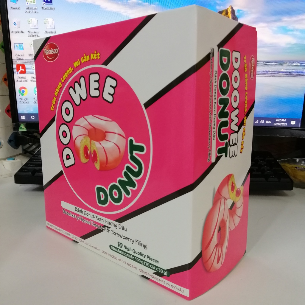 Bánh Doowee Donut Kem Hương Dâu (Hộp 10 cái)