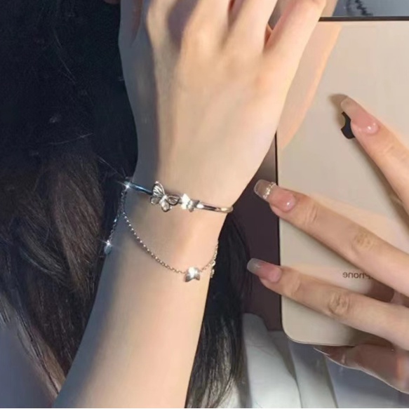 Vòng tay bướm đôi dây chuyền tua rua vòng tay nữ thiết kế thích hợp cao cảm giác khí chất Vòng tay người bạn thân nhất