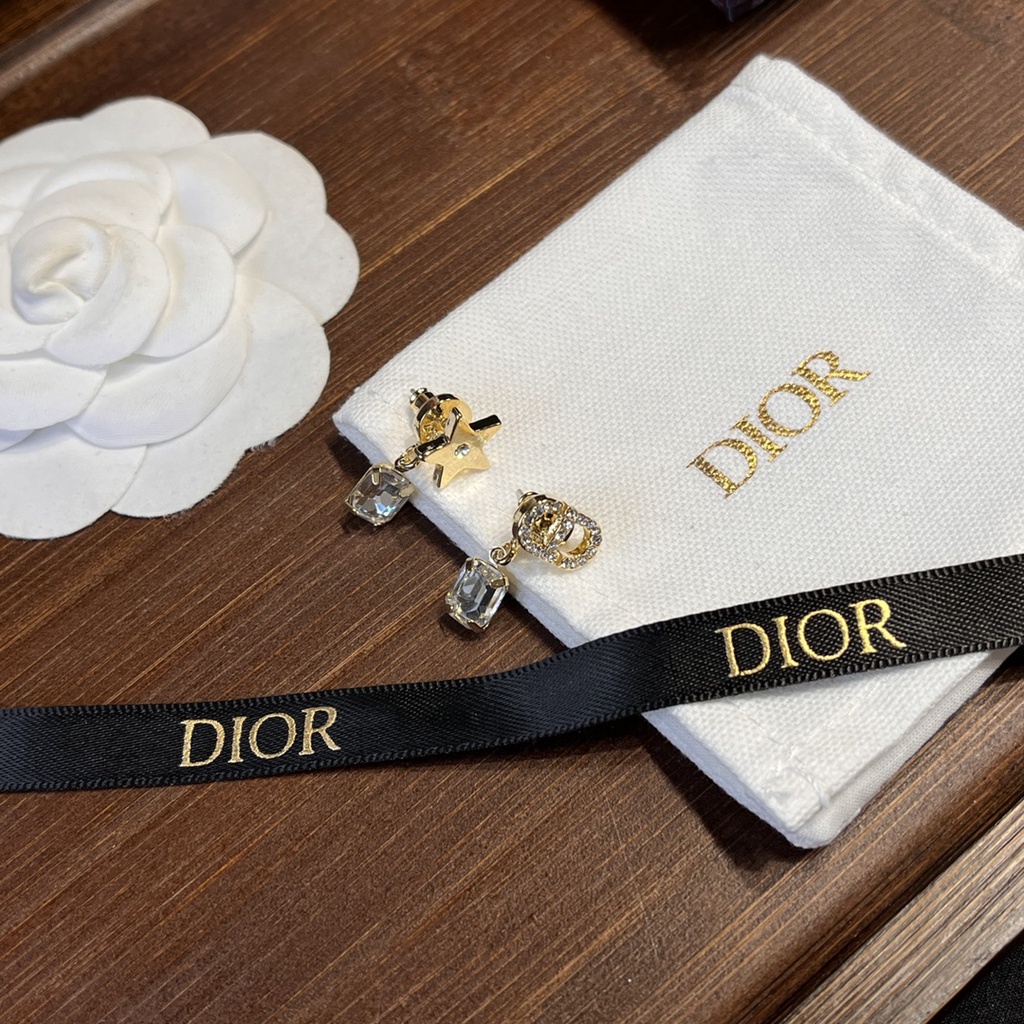 Bông Tai Dior Hình Vuông Đính Đá Bằng Thép Titan Thời Trang Sang Trọng Cho Nữ