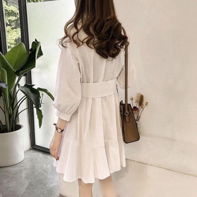 [Mã FATHANG5 giảm 10K đơn 50K] Đầm trắng đuôi cá phối dây sọc | BigBuy360 - bigbuy360.vn