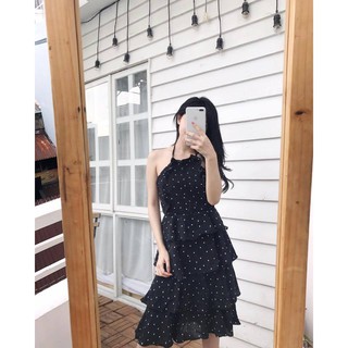 Váy yếm tầng