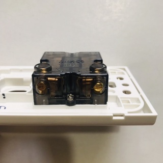 2 Ổ CẮM 2 CHẤU + LỖ CÔNG TẮC - 16A (chưa kèm công tắc