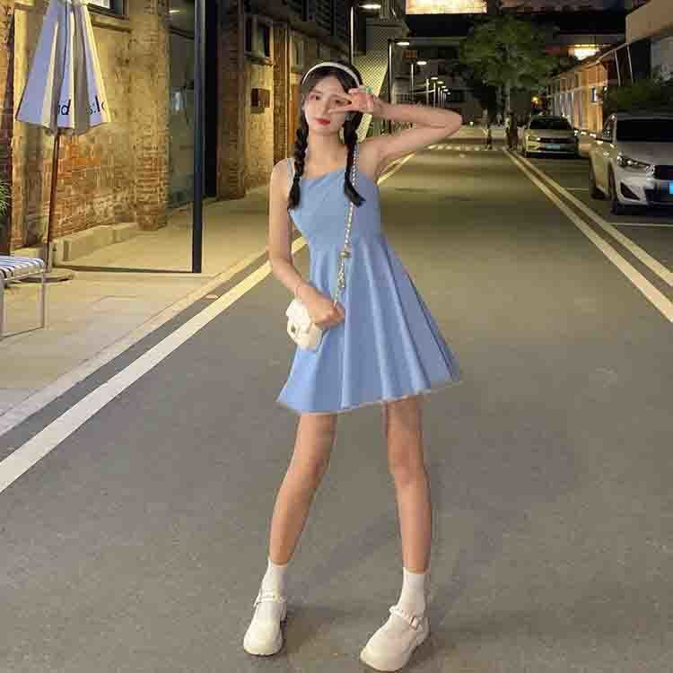 Set Áo Sơ Mi Và Chân Váy Thiết Kế Xinh Xắn Nữ Tính