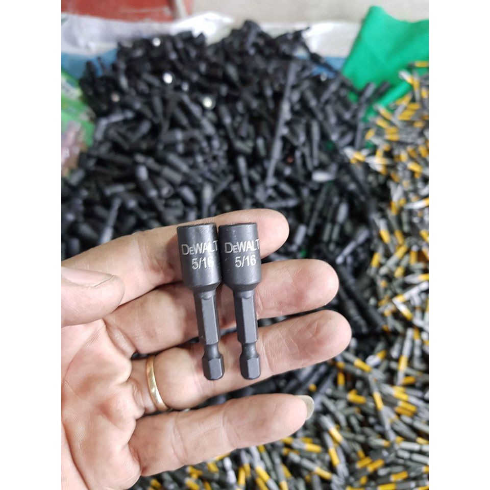 Đầu Bắn Tole 8mm DeWalt Hàng Mỹ. BN.