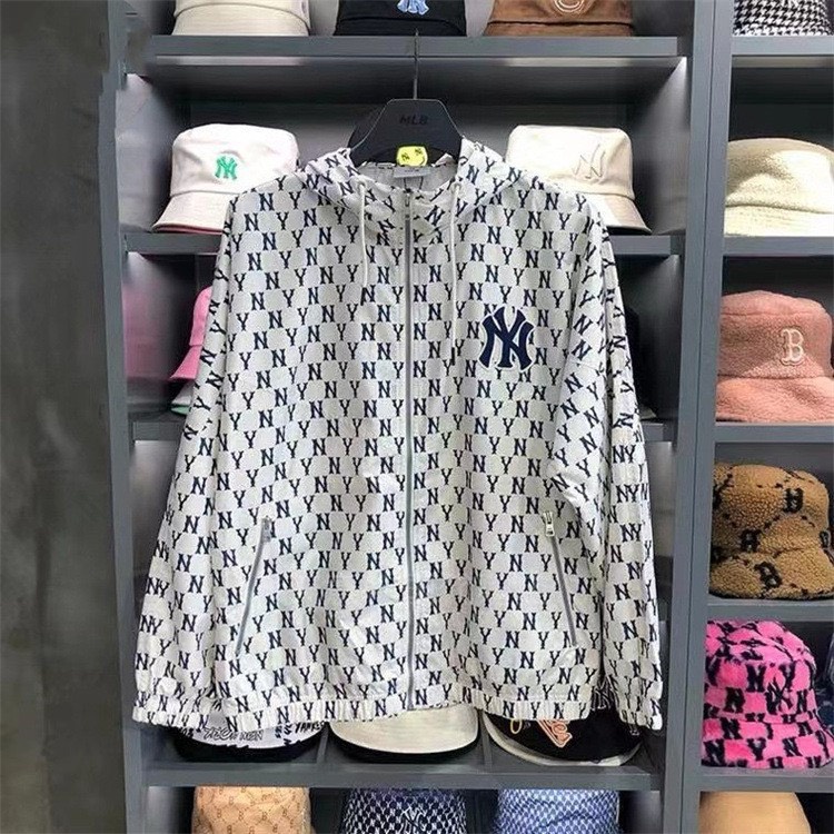 ÁO KHOÁC GIÓ MLB MONOGRAM,CHẤT LIỆU THẤM NƯỚC CAO CẤP