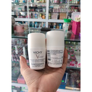 Lăn khử mùi Vichy nắp trắng 50ml