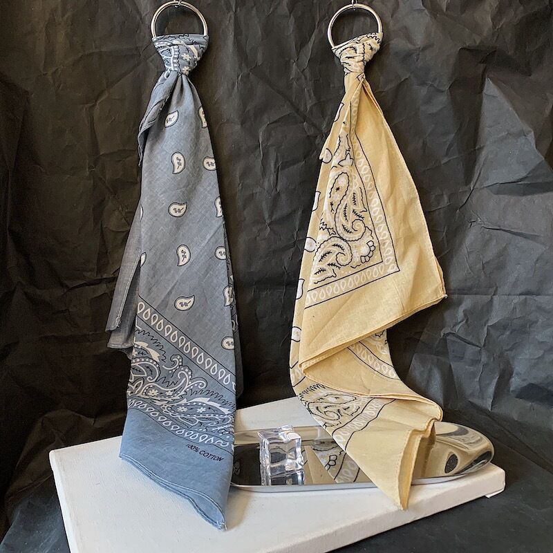 Khăn bandana ( Kèm Móc chain quần Như Hình) với BDN01