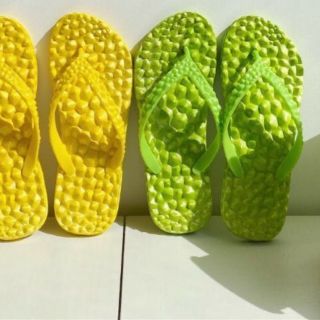 Dép kẹp hình trái sầu riêng