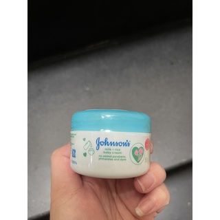 Sữa tắm gội Baby JOHNSON