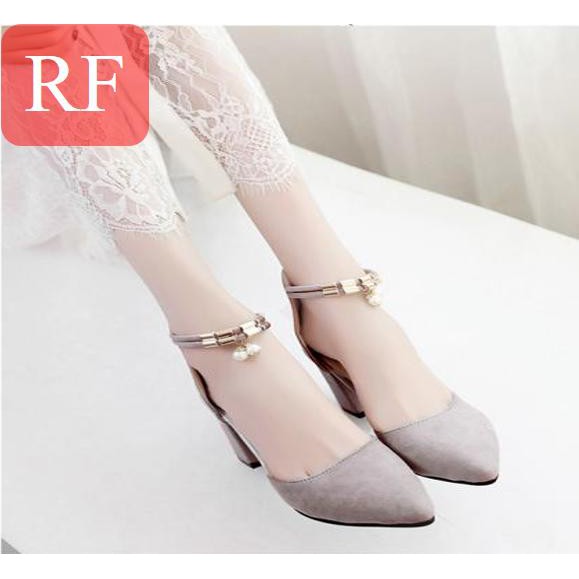 [Mã FASHIONG10 giảm 10k đơn 50k] Giày cao gót vuông RF 7 phân bít mũi đen cổ hạt châu CG-0330 | WebRaoVat - webraovat.net.vn