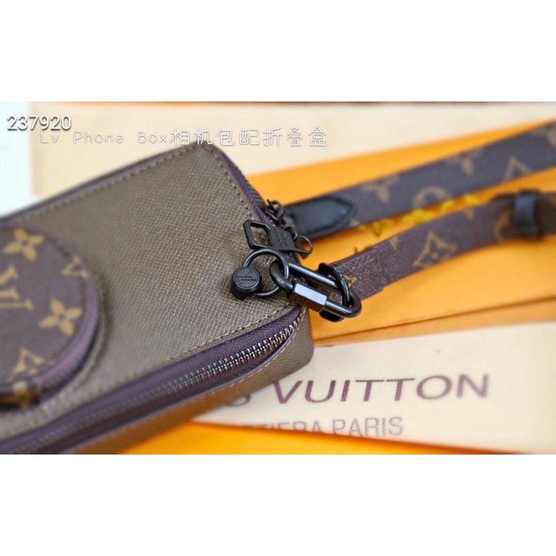 Túi đeo chéo L.V cao cấp 2021