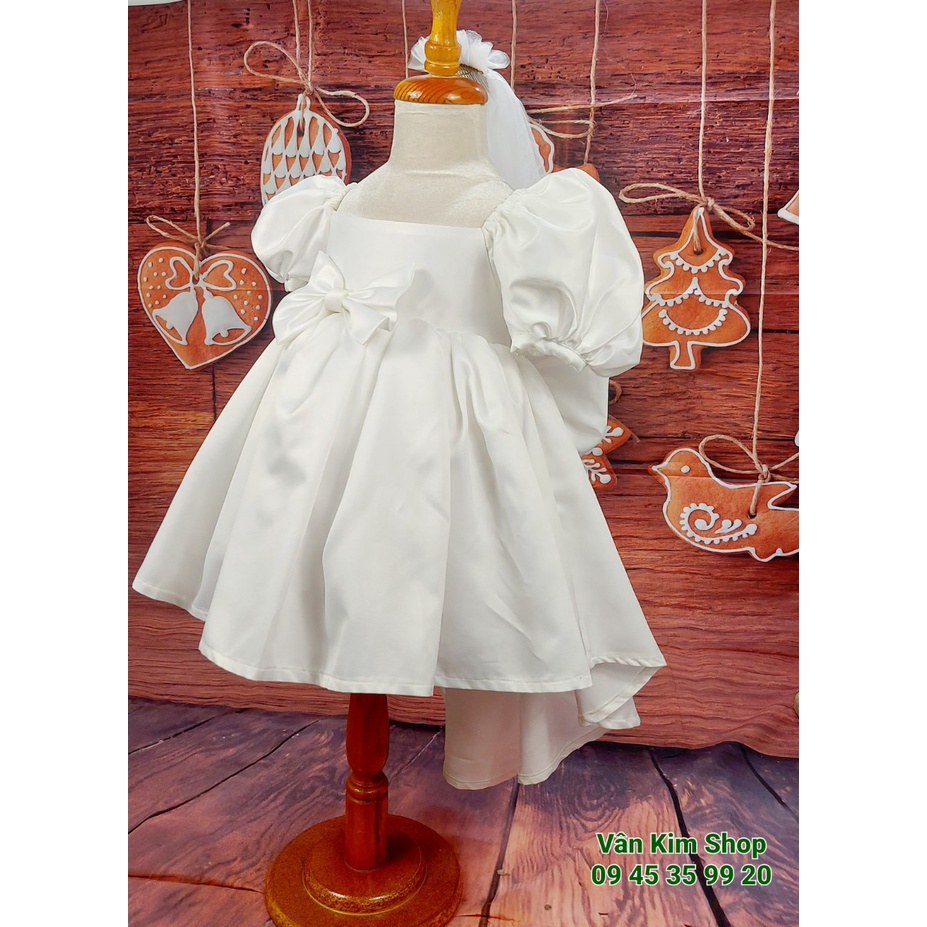 Đầm phù dâu bé gái kèm lúp