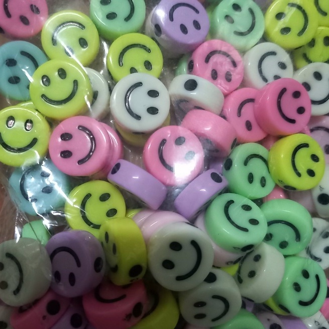 2-5 viên măt cười nhựa đủ màu làm vòng tay hanmade size 16mm