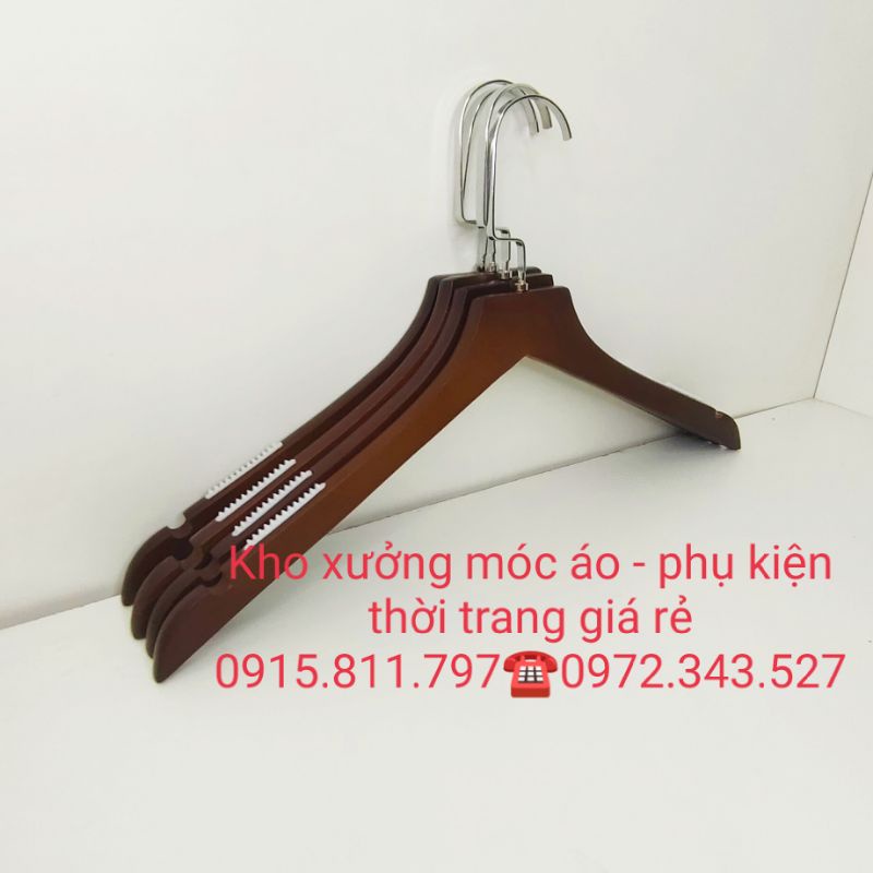 Móc treo quần áo - móc gỗ nam cổ bằng có đệm và rãnh 2 bên vai chống trơn tuột,2 màu vàng - nâu sang chảnh,dài 42cm