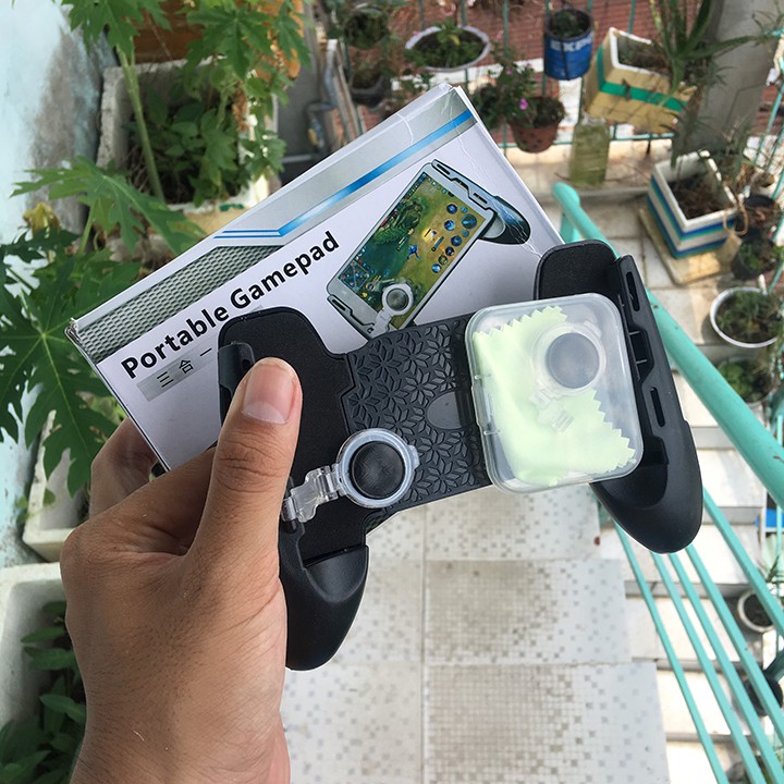 Tay cầm gamepad chơi Liên Quân 2019, tặng kèm 2 nút di chuyển | BigBuy360 - bigbuy360.vn