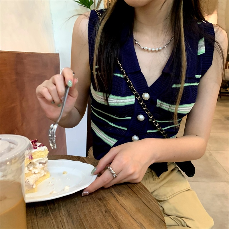 Áo Dệt Kim Sát Nách Cổ Chữ V Thời Trang Xinh Xắn Cho Nữ