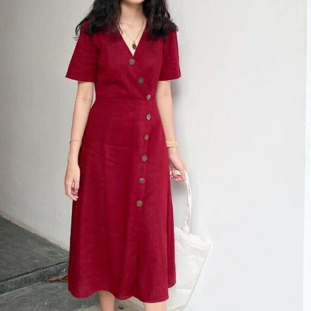 VÁY ĐŨI KHUY LỆCH CỰC XINH