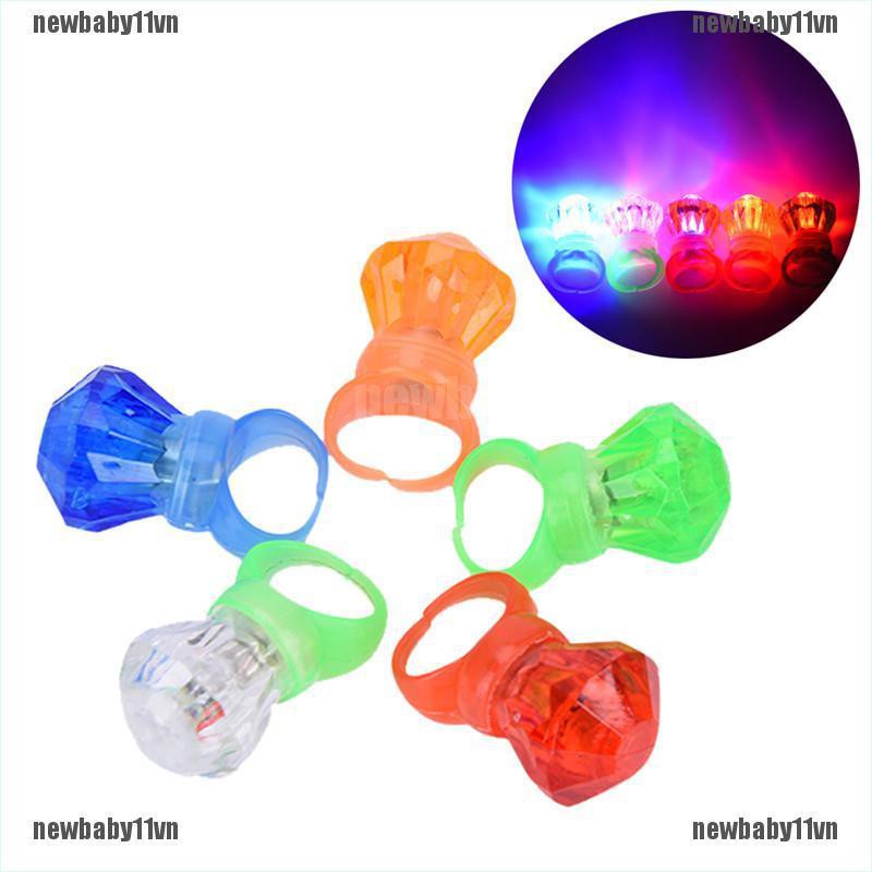 Bộ 5 Nhẫn Đèn LED Phát Sáng Trong Bóng Tối Cho Bé