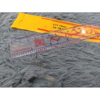 Thước cứng Kim Nguyên 20cm
