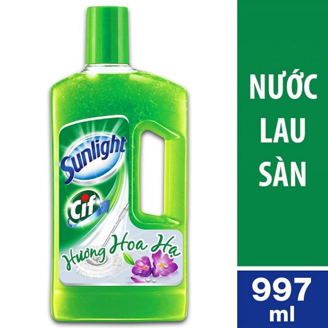 Nước lau sàn Sunlight mầu xanh hương hoa hạ dạng chai 997ml