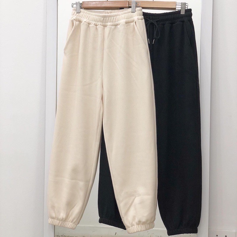 (Ảnh thật) Quần joggers bo gấu nhung tăm hàng chuẩn loại 1 chất siêu đẹp | BigBuy360 - bigbuy360.vn