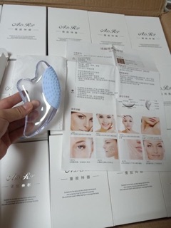 Thanh Lăn Massage Nâng Cơ Thon Gọn Mặt ❤️