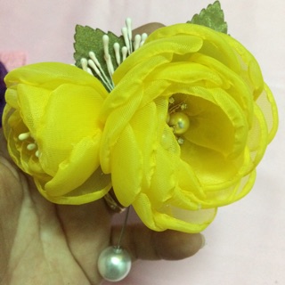 Hoa cài áo