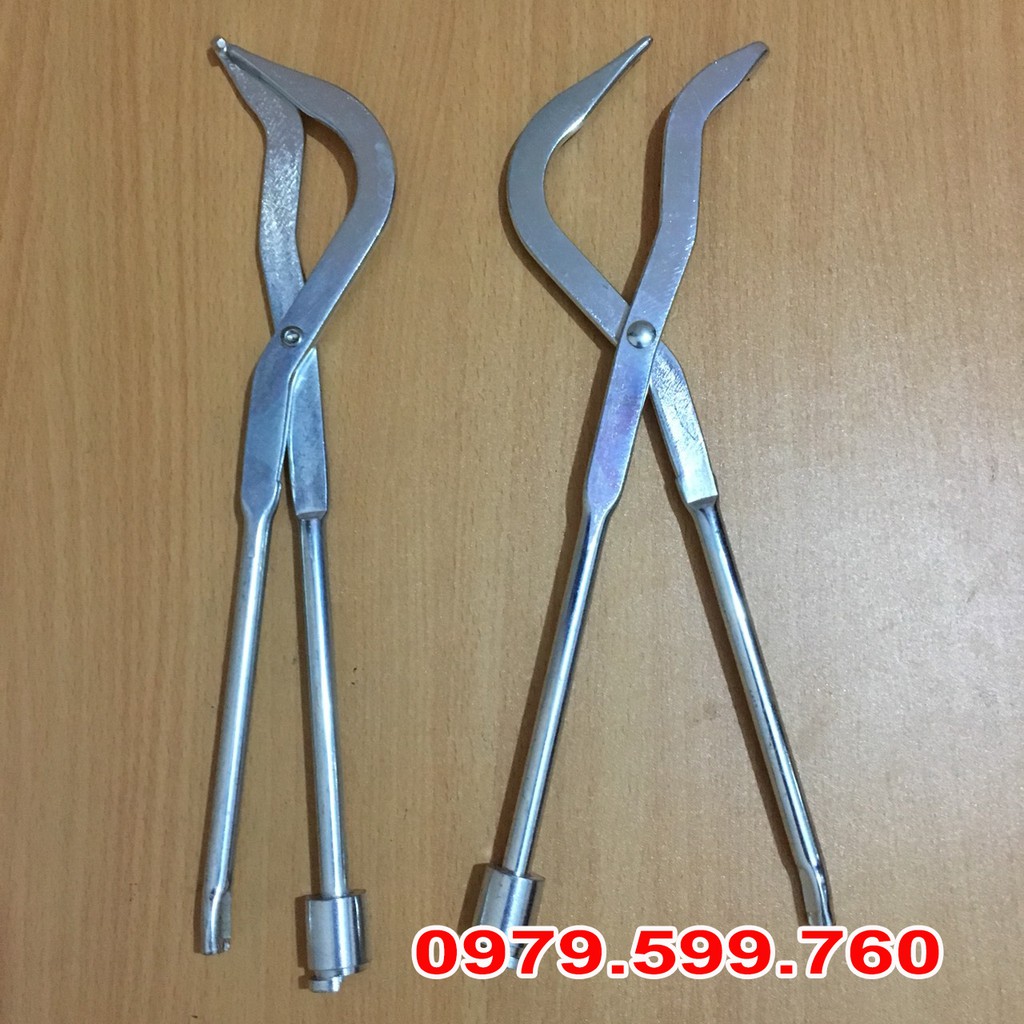 Dụng cụ tháo lò xo phanh tang trống