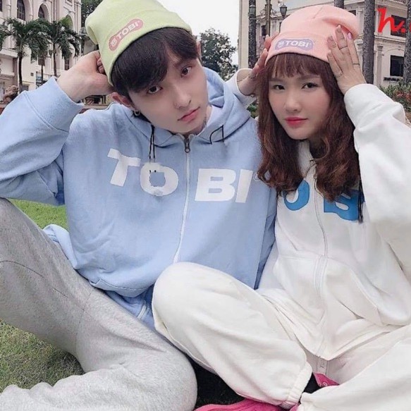 Áo khoá TOBE chất nỉ ngoại mũ 2 lớp dầy dặn