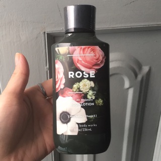 Sữa dưỡng thể bath & body works rose - hàng chuẩn usa