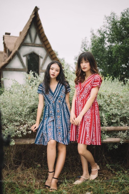 Đầm thổ cẩm cổ tim váy hoạ tiết boho babydoll